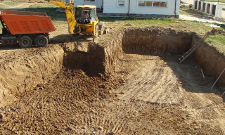 Рытье котлованов под фундамент в Нижнем Тагиле – цена от 2594 руб. за м3 | 2Землекопа-Нжн